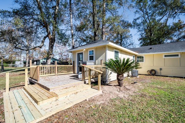 11620 Fostoria Road, Cleveland, TX 77328