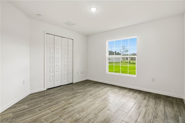 354 Hermosa AVE, Lehigh Acres, FL 33974