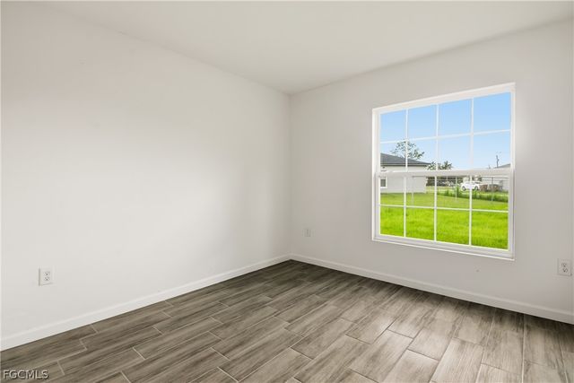 354 Hermosa AVE, Lehigh Acres, FL 33974