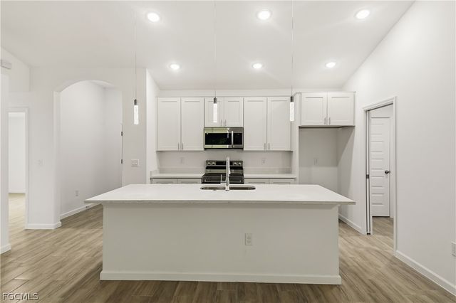 354 Hermosa AVE, Lehigh Acres, FL 33974