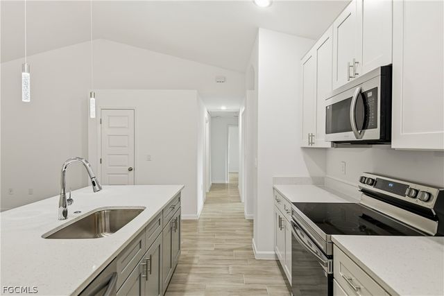 354 Hermosa AVE, Lehigh Acres, FL 33974