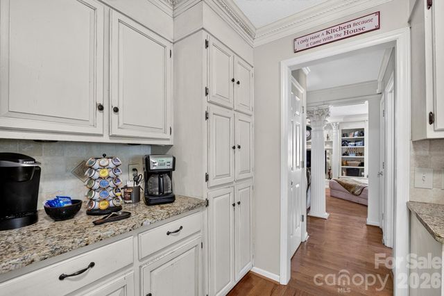 1001 Plantation Drive NE, Lenoir, NC 28645