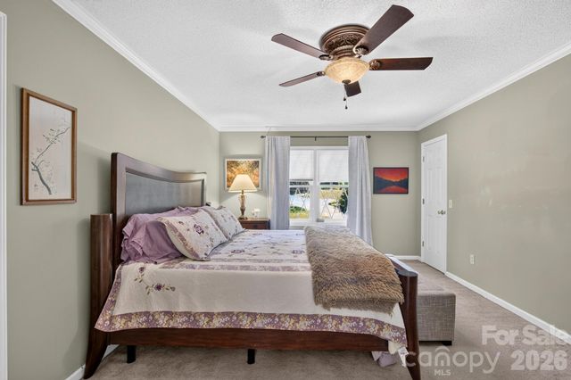 1001 Plantation Drive NE, Lenoir, NC 28645