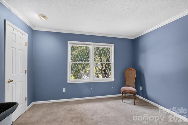 1001 Plantation Drive NE, Lenoir, NC 28645
