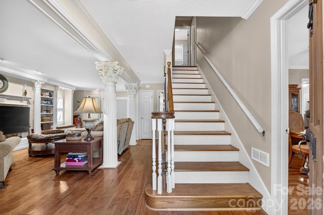 1001 Plantation Drive NE, Lenoir, NC 28645