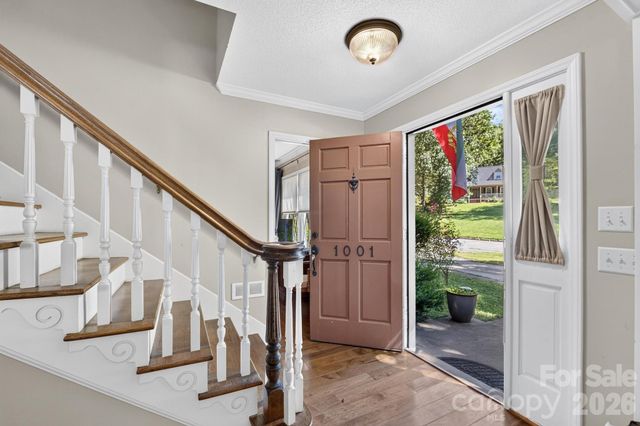 1001 Plantation Drive NE, Lenoir, NC 28645