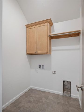 3710 Hardy Drive, Norman, OK 73069