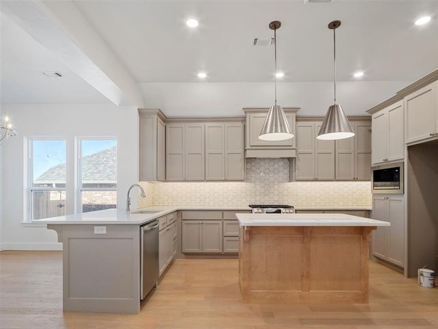 3710 Hardy Drive, Norman, OK 73069