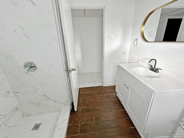 546 Creath, San Antonio, TX 78221