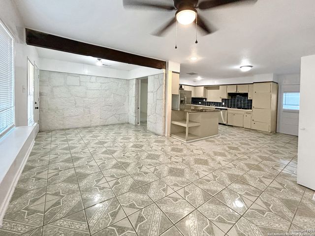 546 Creath, San Antonio, TX 78221