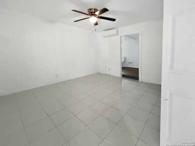 546 Creath, San Antonio, TX 78221