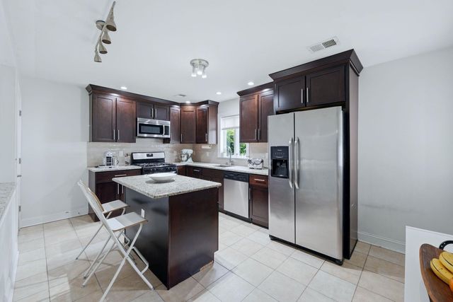 647-649 DEVON ST, Kearny, NJ 07032