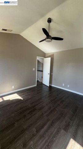 2310 Lightcap St, Lancaster, CA 93535