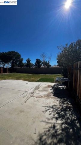 2310 Lightcap St, Lancaster, CA 93535