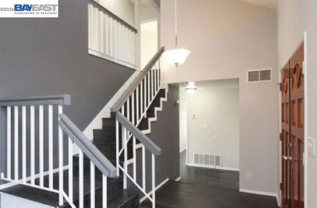 2310 Lightcap St, Lancaster, CA 93535