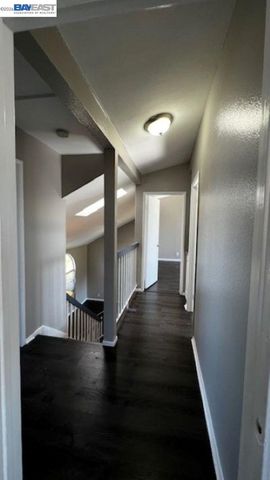 2310 Lightcap St, Lancaster, CA 93535