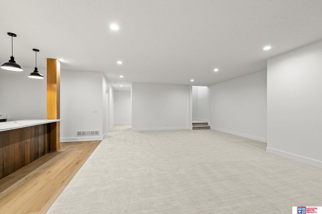 3620 Tree Line Drive, Lincoln, NE 68516