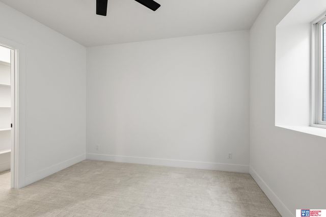 3620 Tree Line Drive, Lincoln, NE 68516