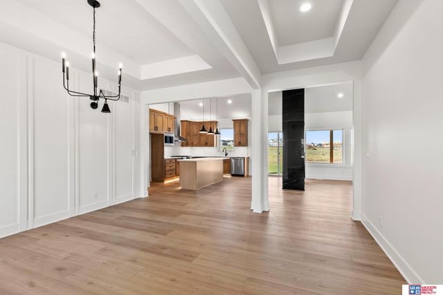 3620 Tree Line Drive, Lincoln, NE 68516