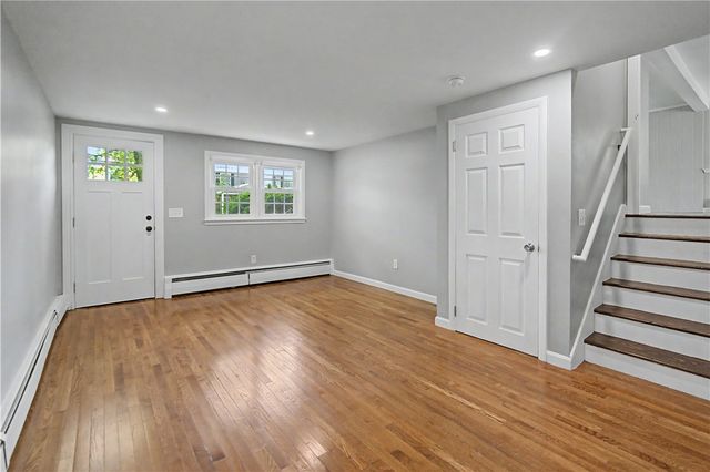 134 Rogers Avenue, Barrington, RI 02806