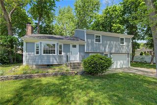 134 Rogers Avenue, Barrington, RI 02806