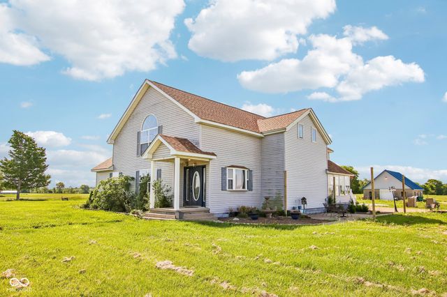 8476 E County Road 800 N, Bainbridge, IN 46105