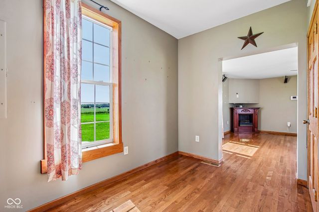 8476 E County Road 800 N, Bainbridge, IN 46105