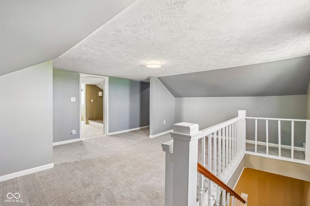8476 E County Road 800 N, Bainbridge, IN 46105