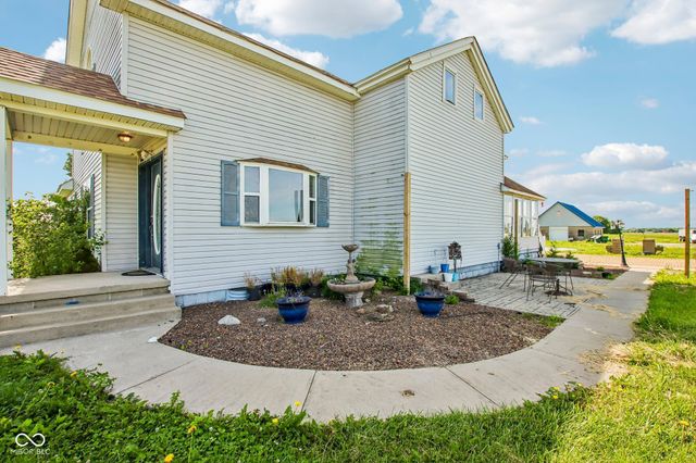 8476 E County Road 800 N, Bainbridge, IN 46105