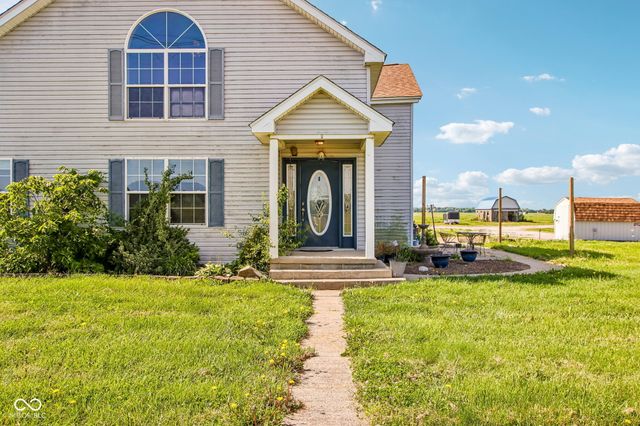 8476 E County Road 800 N, Bainbridge, IN 46105