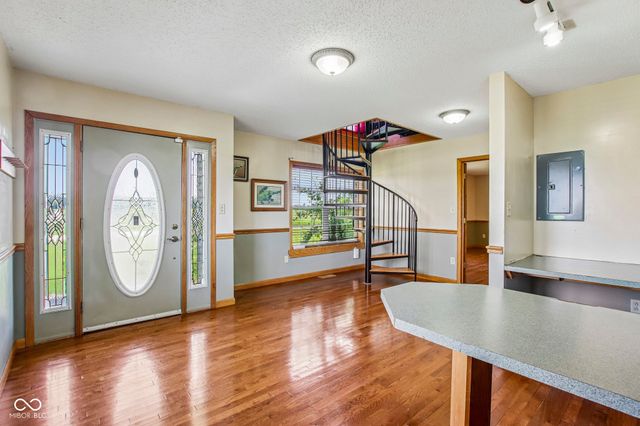 8476 E County Road 800 N, Bainbridge, IN 46105