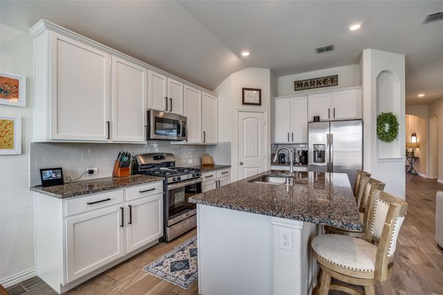 4533 Hemingway Avenue, Celina, TX 76227