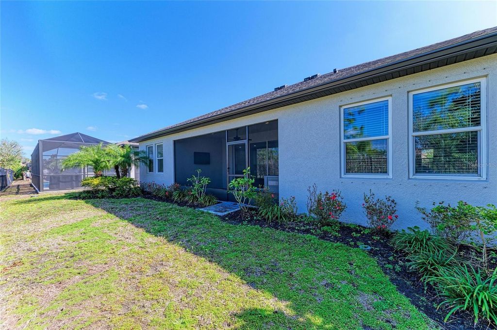 Image 38 of property listing at 1008 FERNLEAF RUN, Bradenton, FL 34212