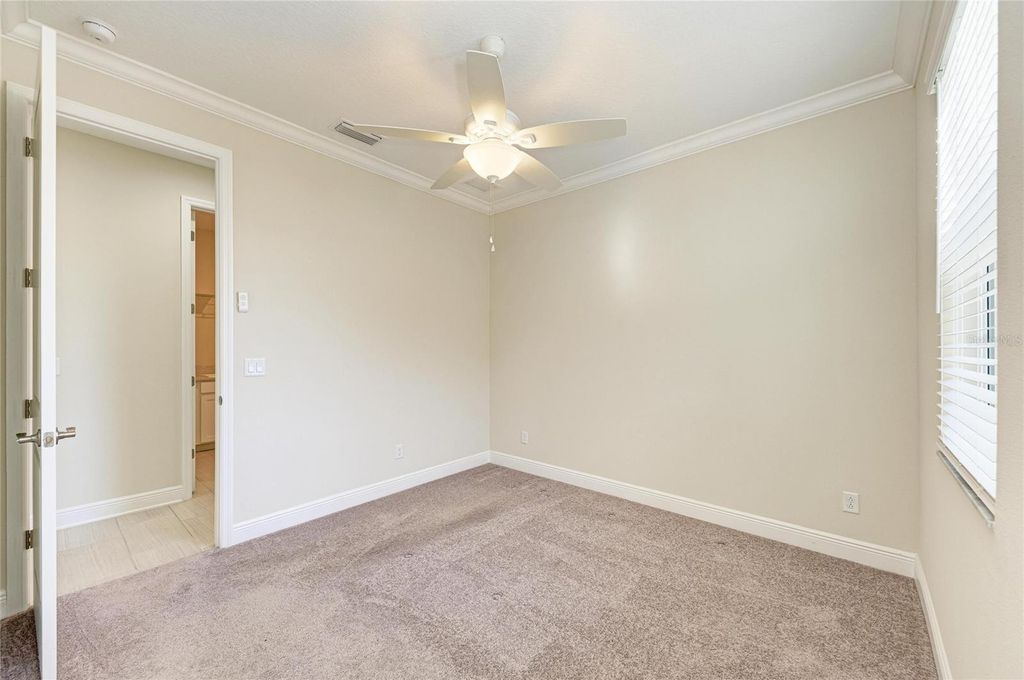 Image 45 of property listing at 1008 FERNLEAF RUN, Bradenton, FL 34212