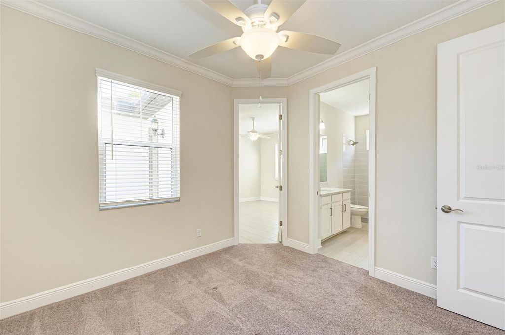 Image 46 of property listing at 1008 FERNLEAF RUN, Bradenton, FL 34212