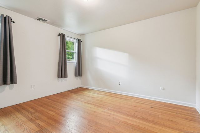 7 Oak Hill Drive, East Haven, CT 06513