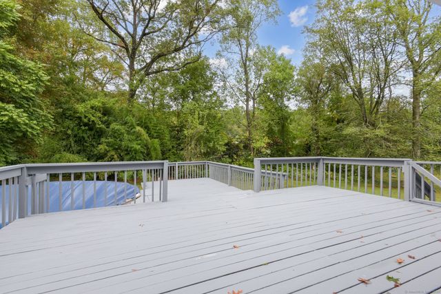 7 Oak Hill Drive, East Haven, CT 06513