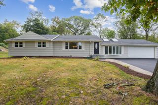 7 Oak Hill Drive, East Haven, CT 06513