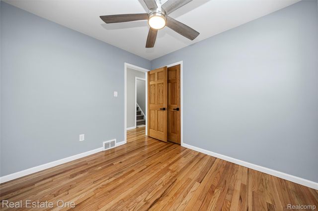 13344 Hart Avenue, Huntington Woods, MI 48070