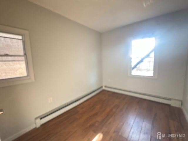 310 SOMERSET Street, New Brunswick, NJ 08901