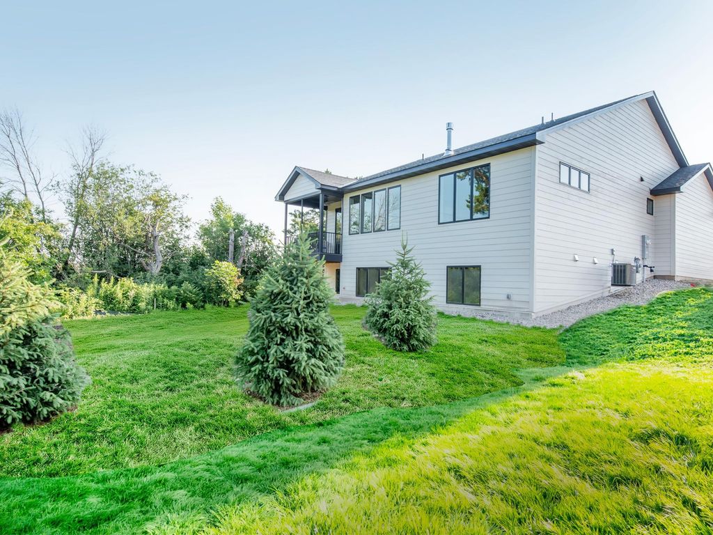 9001 62nd Street S, Cottage Grove, MN 55016 — photo 4