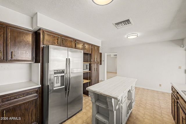 9438 N 16TH Place, Phoenix, AZ 85020