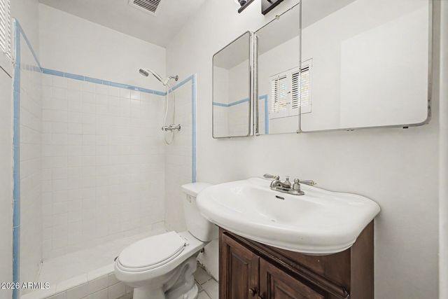 9438 N 16TH Place, Phoenix, AZ 85020