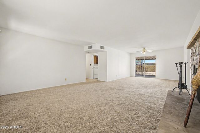 9438 N 16TH Place, Phoenix, AZ 85020
