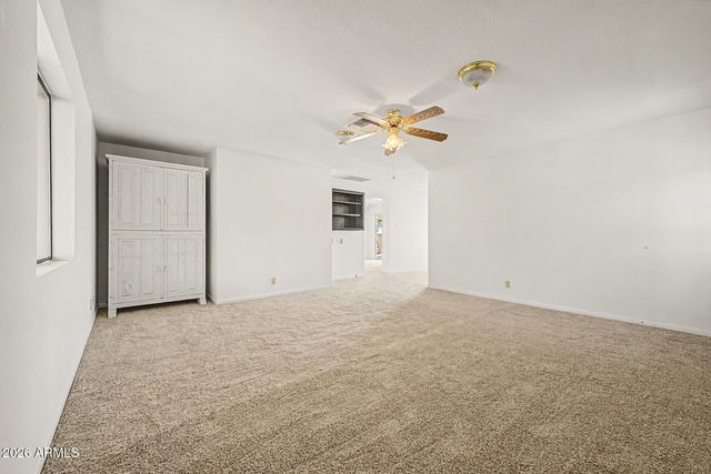 9438 N 16TH Place, Phoenix, AZ 85020
