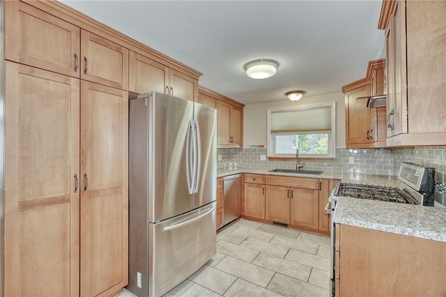 59 Beekman Place, Brighton, NY 14620