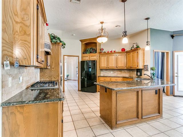 1309 NW 196th Street, Edmond, OK 73012