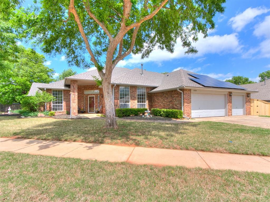 1309 NW 196th Street, Edmond, OK 73012