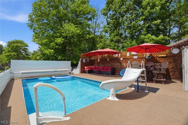 12570 Jackson Drive, Burton, OH 44021