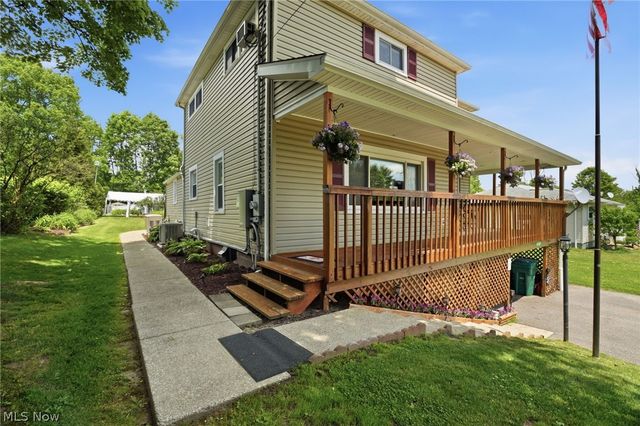 12570 Jackson Drive, Burton, OH 44021
